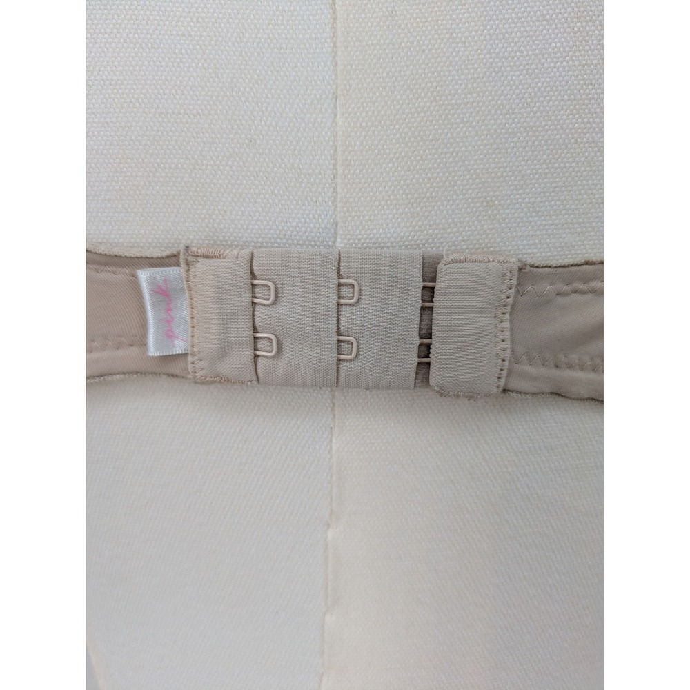 PINK Victoria's‎ Secret Wear Everywhere Push-Up Bra 36C Beige Underwire Padded - Picture 10 of 14